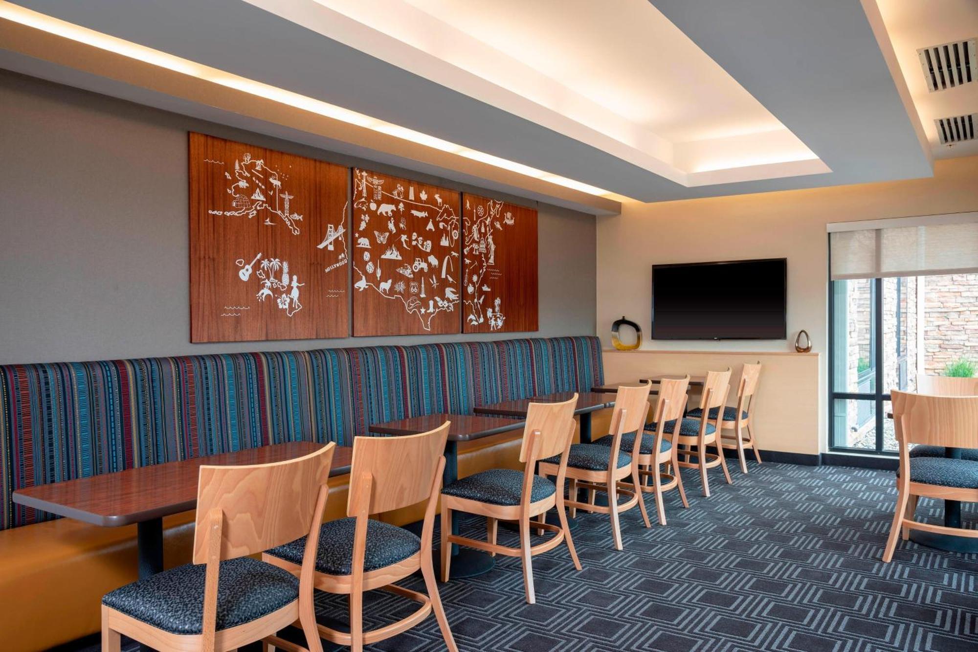 Towneplace Suites Fort Wayne North Exterior foto