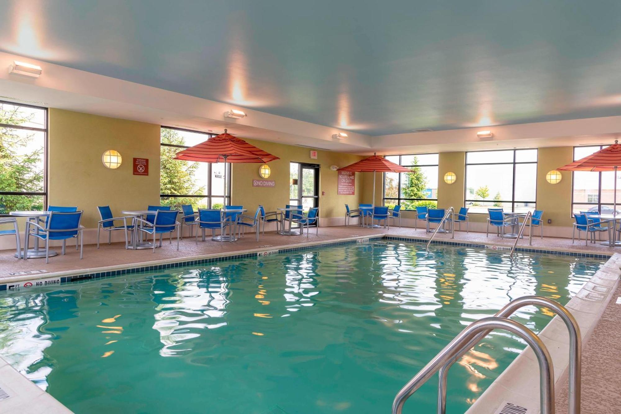 Towneplace Suites Fort Wayne North Exterior foto